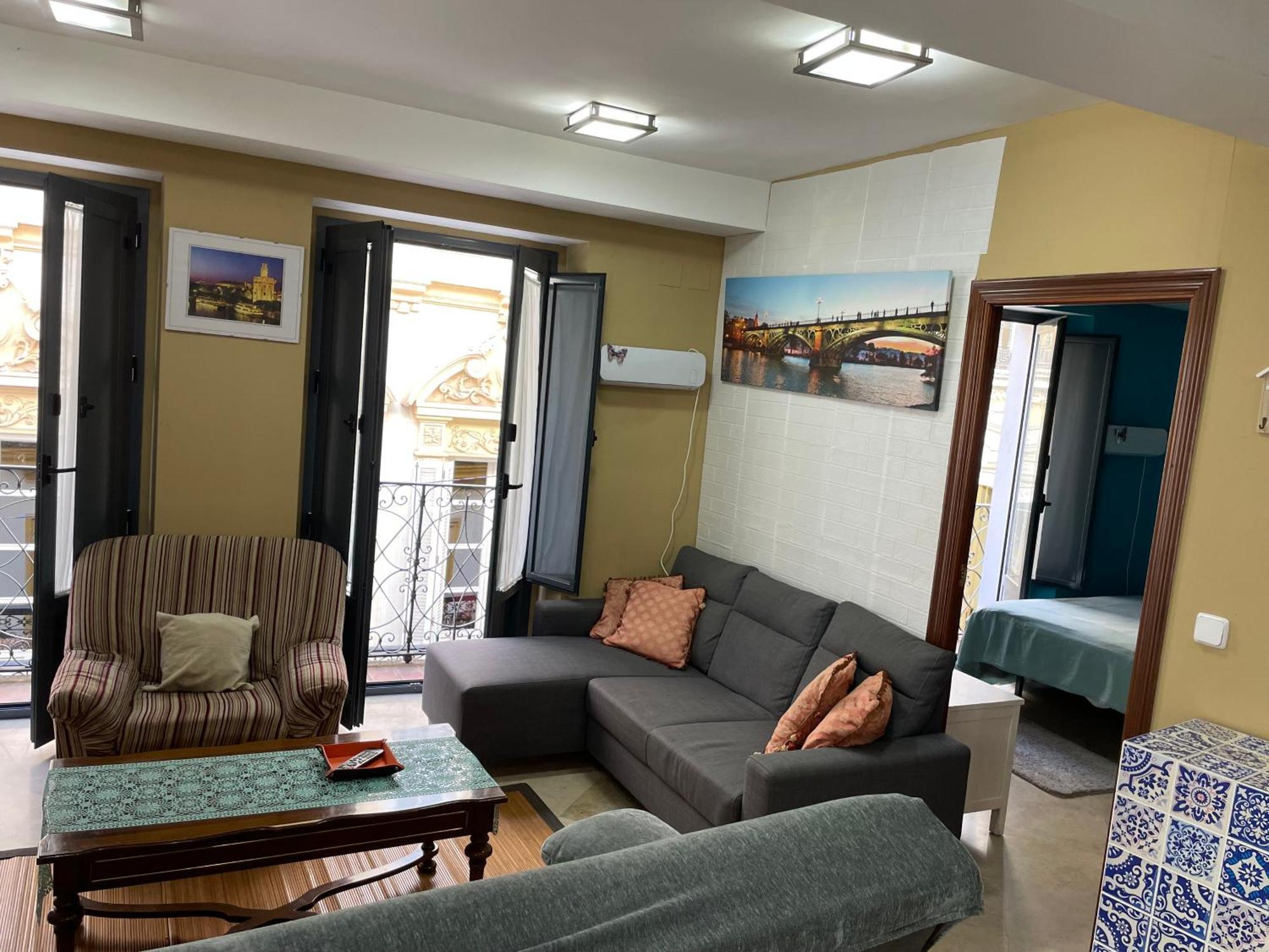 Duplex Sagasta Apartamentos-Sagasta Seville Luaran gambar
